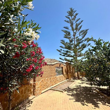Casa Rural El Pomelo Zurgena 外观 照片